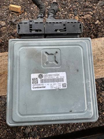 Модуль управления двигателем 03G906018EH VAG