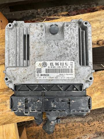 Электронный блок управления двигателем 03L906018NJ VAG