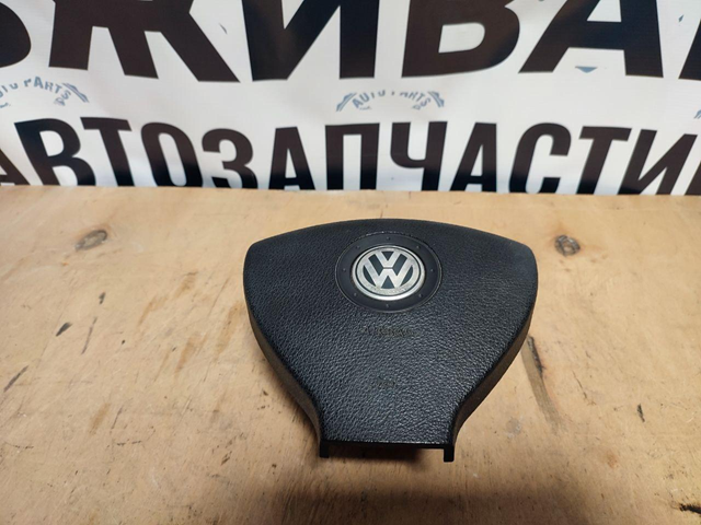 Подушка AIRBAG водительская 1K0880201BS1QB VAG