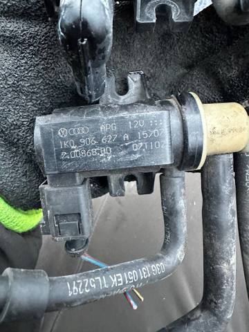 Клапан соленоид регулирования заслонки EGR 1K0906627A VAG
