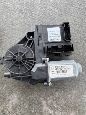 Мотор стеклоподъемника двери передней, левой 1T0959701 VAG