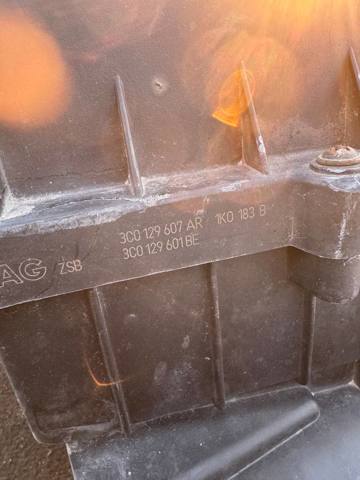 3C0129607AR VAG Корпус воздушного фильтра купить в Черкассы