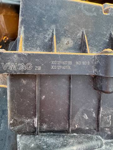 VAG 3C0129607BB Корпус воздушного фильтра в наличии Павлоград