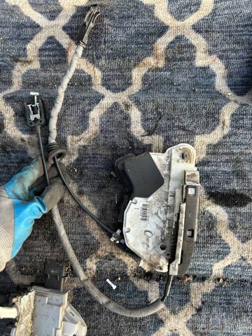 Замок передней левой двери 5K1837015B VAG