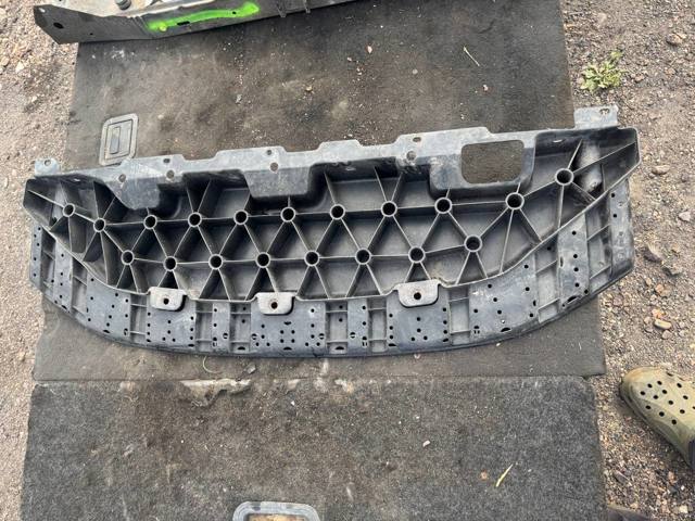 Балка бампера переднего 626633NL0A NISSAN