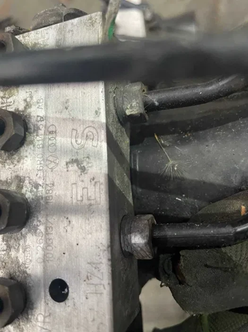 Блок ABS гидравлический 6R0614517AB VAG