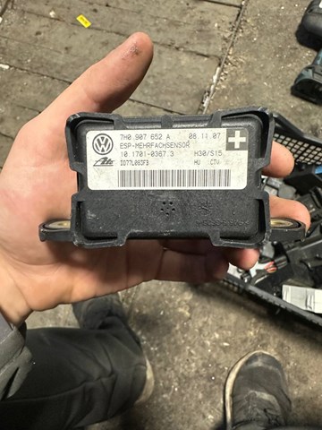 Датчик поперечного ускорения 7H0907652A VAG