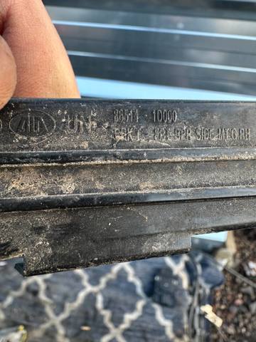 HYUNDAI 865141D000 Кронштейн бампера переднего правый в наличии Павлоград