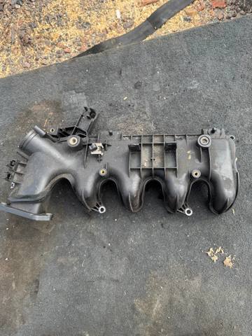 Коллектор впускной 9684941780 PEUGEOT
