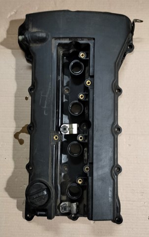 Крышка клапанов 1035A456 MITSUBISHI