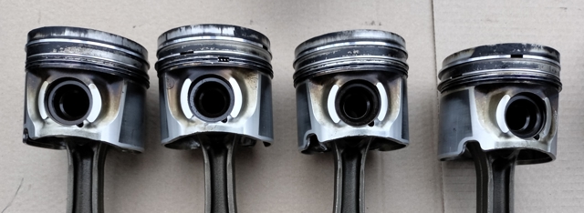 Поршень без колец 1310127051A0 TOYOTA
