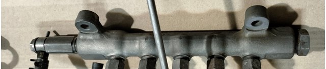 Топливная рампа 238200W010 TOYOTA