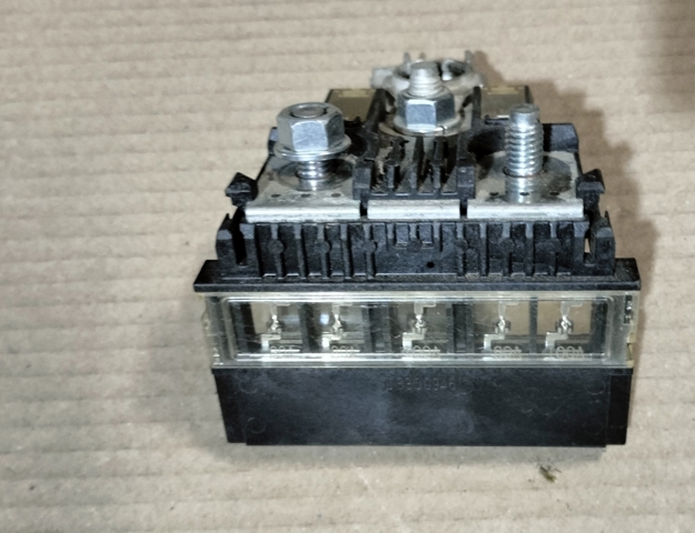24380BB50A NISSAN Блок предохранителей купить в Тернополь