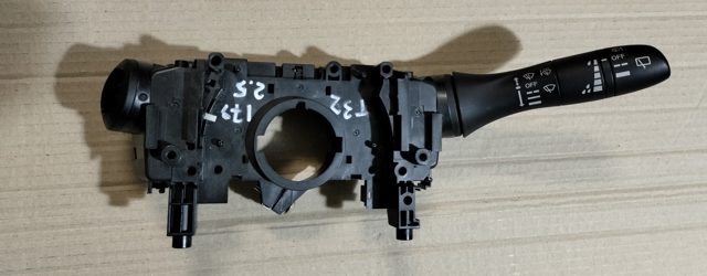 Переключатели подрулевые 255604BA7A NISSAN