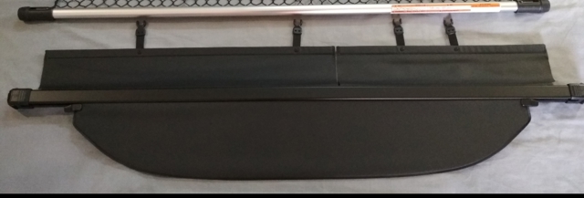 Каркасная шторка багажного отсека 6491042040C0 TOYOTA