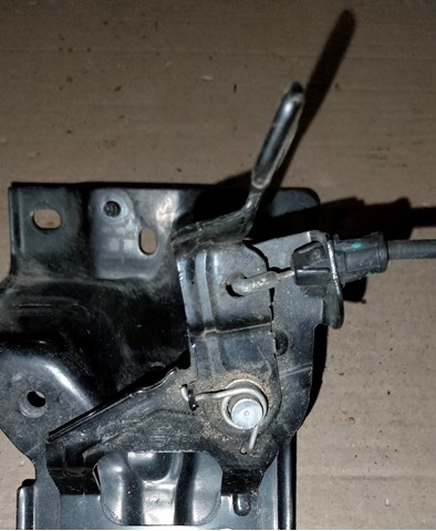 Язычок открывания капота 656034CL1C NISSAN
