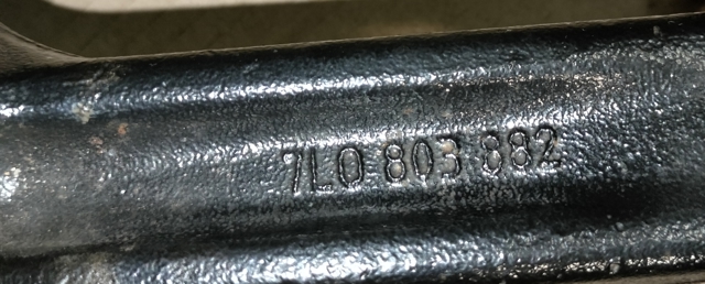7L0803882 VAG Фаркоп купить в Чернигов