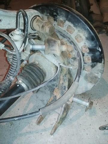 Цапфа поворотного кулака 7L8505436A VAG