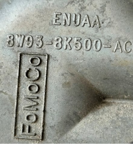 8W938K500AC LAND ROVER Помпа водяная (насос) охлаждения купить в Тернополь