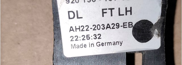 CXF500053 LAND ROVER Держатель наружной ручки двери передней левой купить в Украина