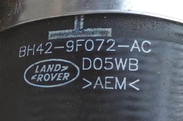 LR022663 LAND ROVER Шланг (патрубок) интеркуллера купить в Ровно