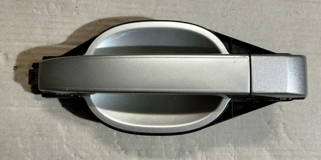 Ручка двери передней наружная LR028095 LAND ROVER