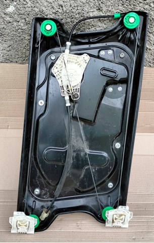 Механизм стеклоподъемника передней левой двери LR052110 LAND ROVER