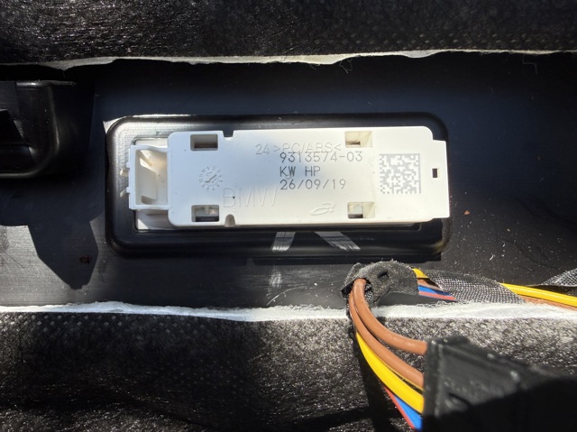 Лампа подсветки в двери, передней правой 63319313574 BMW