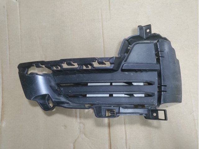 BMW 51117307993 Решетка бампера переднего левая нижняя в наличии Чернигов