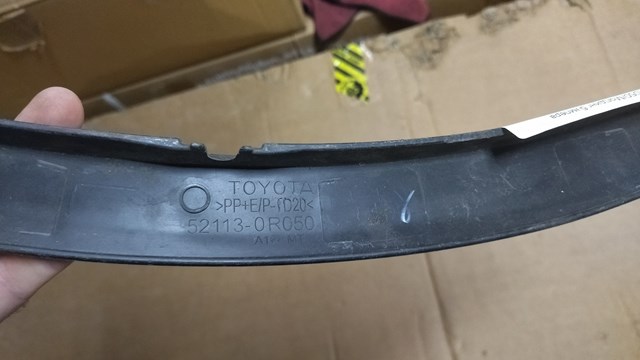 TOYOTA 521130R050 Накладка бампера переднего левая в наличии Запорожье