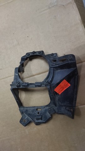 Крепление противотуманки правой 521250E041 TOYOTA