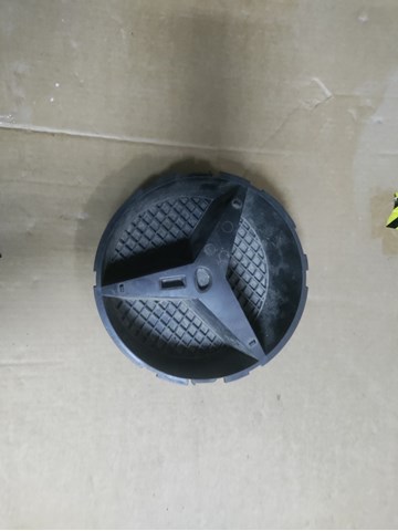 Решетка A0008880160 MERCEDES