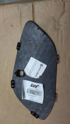 Решетка переднего бампера, левая A2538850122 MERCEDES