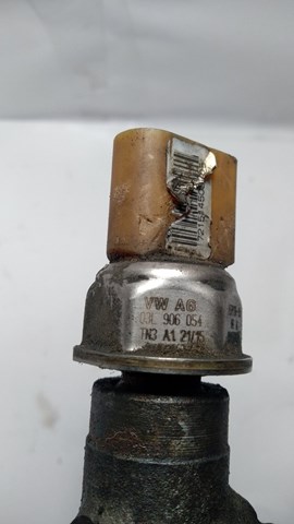 03L906054 Датчик давления топлива купить Чернигов