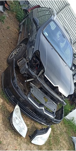 Пассажирская передняя дверь 9004P0 PEUGEOT