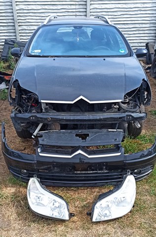 Стекло задней правой двери 9204A8 PEUGEOT