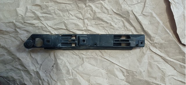 MITSUBISHI MR913166 Кронштейн бампера переднего правый в наличии Каменское