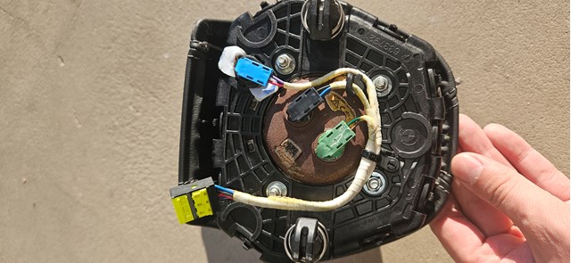 32306872263 Подушка безопасности (AIRBAG) водительская купить Каменское
