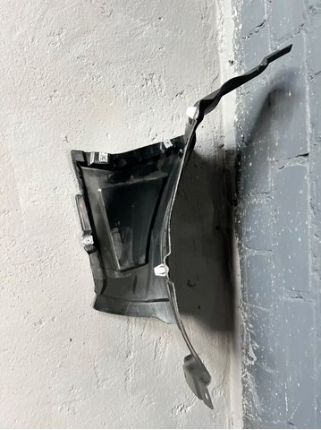 VAG 4G8853887J Подкрылок крыла переднего левый передний в наличии Тернополь