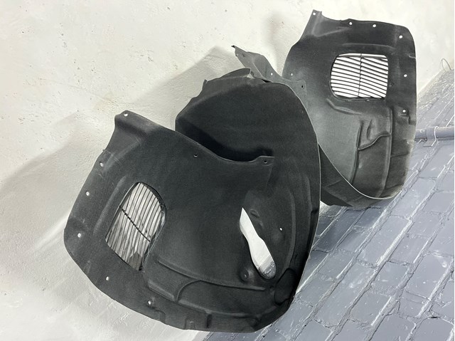 4L0809962E Подкрылок передний правый купить Львов