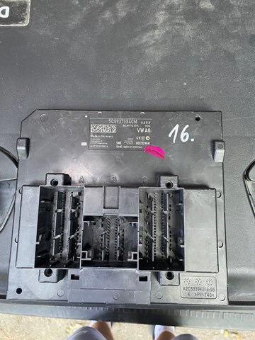 5Q0937084CM VAG купить в Ужгород