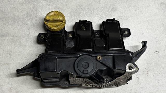 Коллектор впускной 118305906R RENAULT
