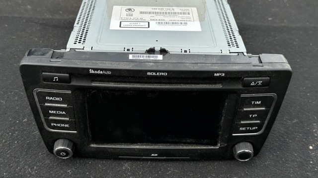 Магнитола (радио AM/FM) 1Z0035156F VAG