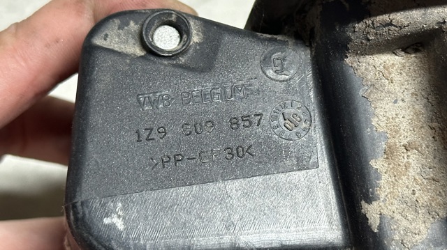 1Z9809857 VAG купить в Ужгород