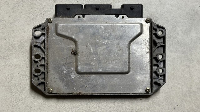 Модуль управления двигателем 237100293R RENAULT