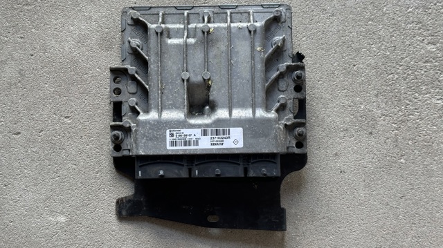 Модуль управления двигателем 237103243R RENAULT