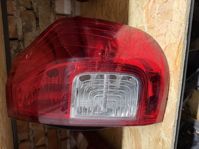 Правый стоп 265502081R RENAULT