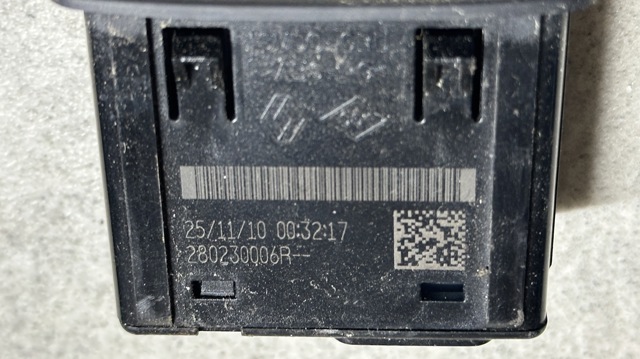 RENAULT 280230006R Зарядное устройство USB в наличии Кривой Рог