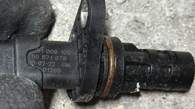 55571978 OPEL Датчик коленвала купить в Ирпень