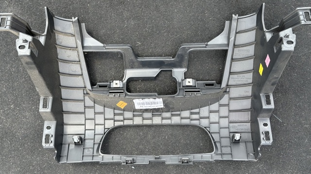 681040001R RENAULT купить в Павлоград
